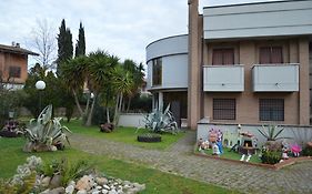 Domus Achille Fosco - Casa Per Ferie